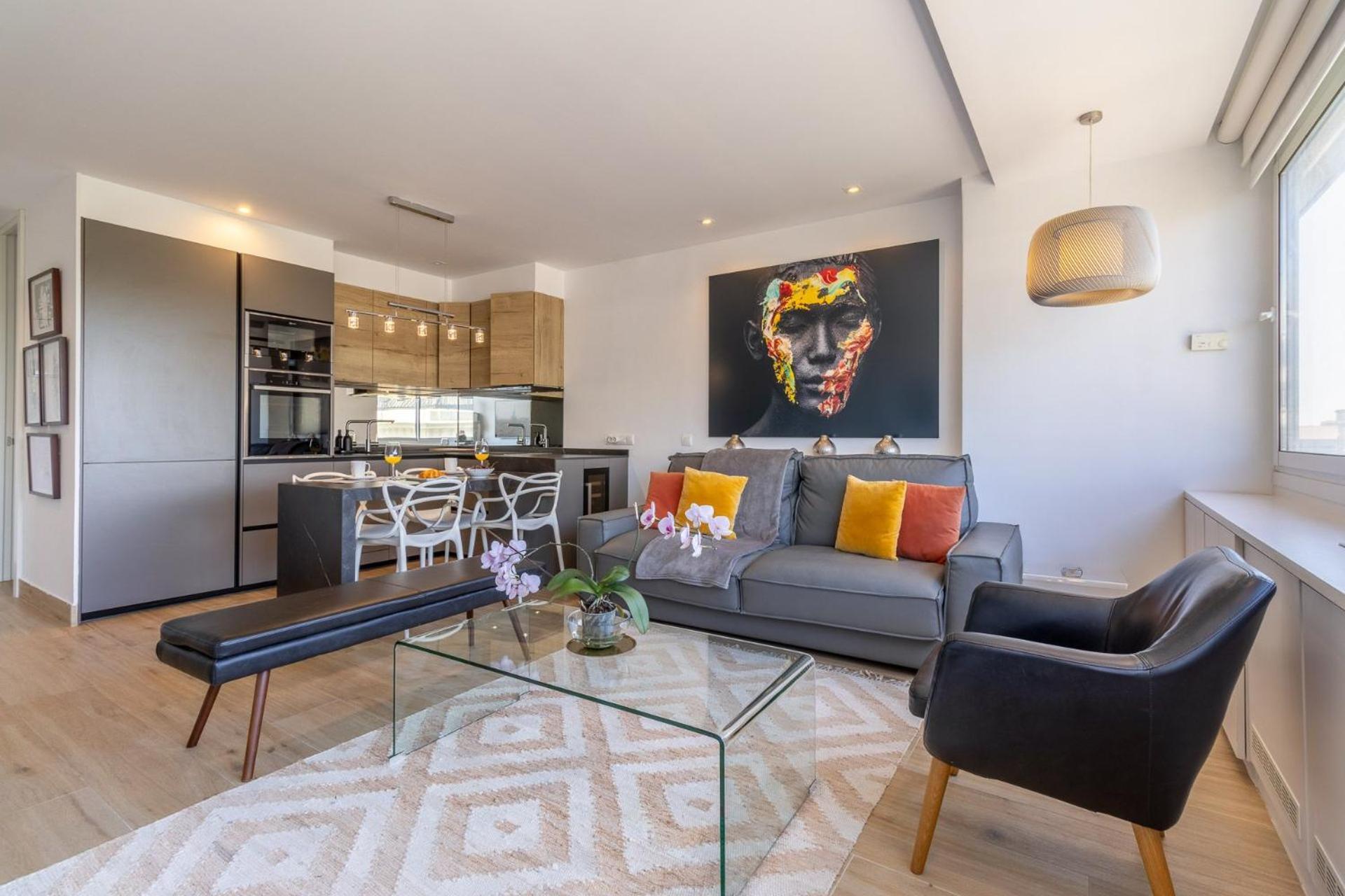 Charming 1-bedroom By Plaza Colon Ideal Location Colon Ii Apartamento *